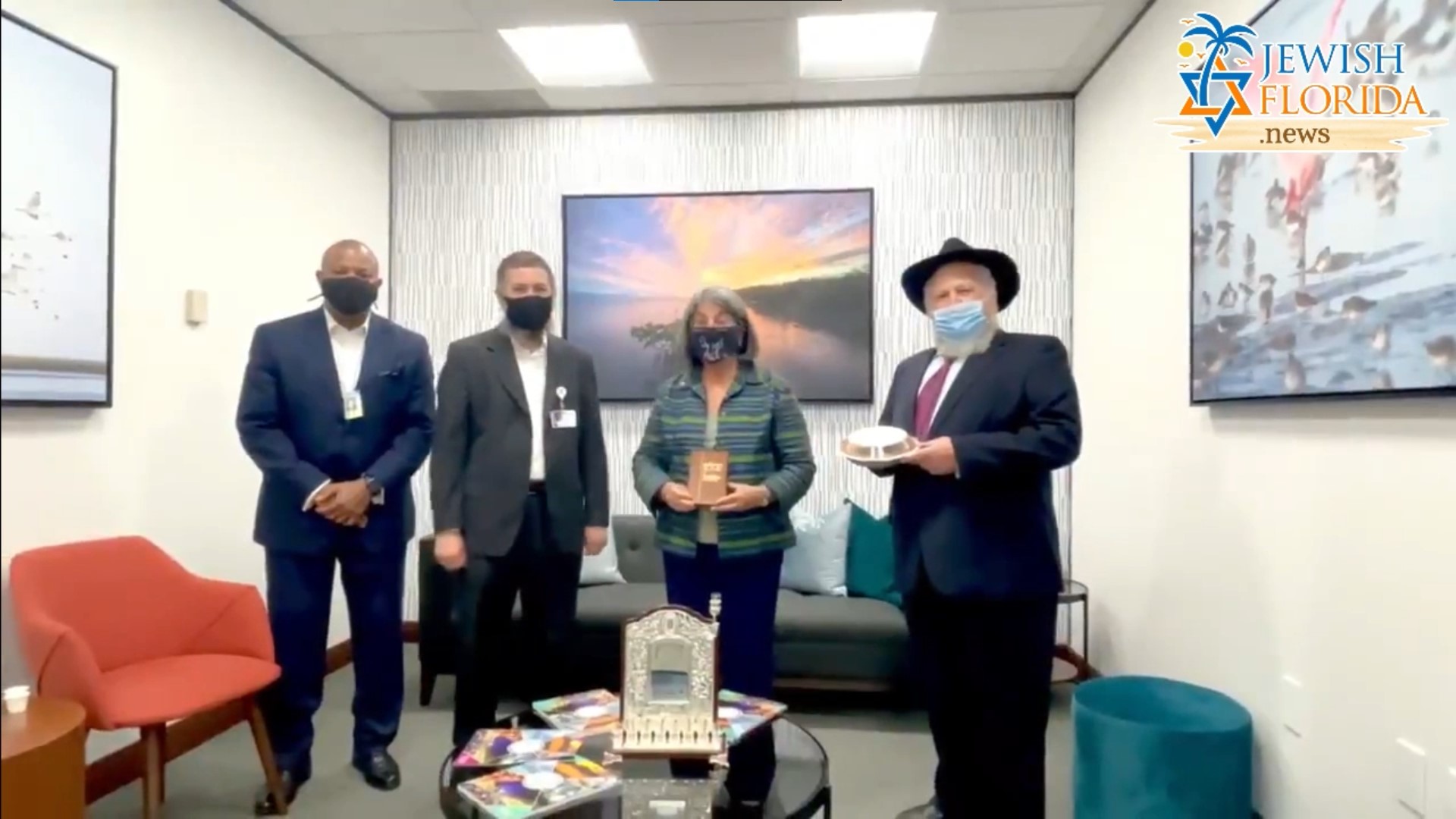 Miami Rabbis Meet with Mayor to Celebrate Shavuot & Jewish Heritage Month