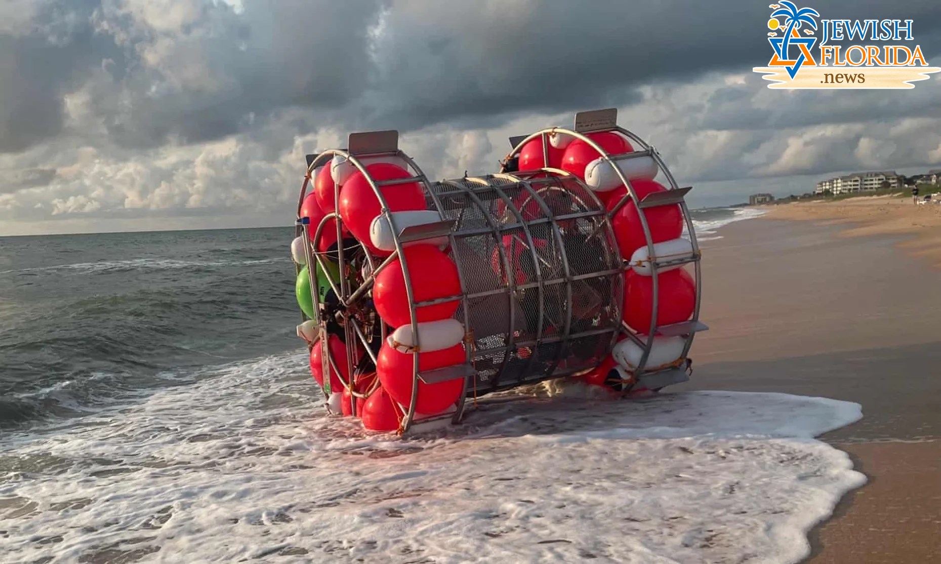 Florida man washes ashore after trying to ‘walk’ to New York in bubble device