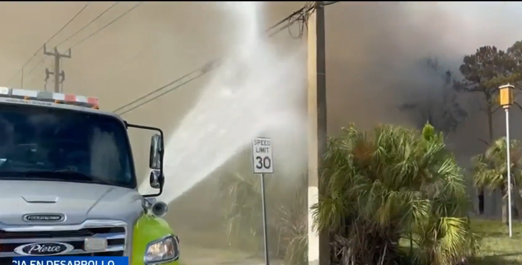 Brush Fire in Southwest Miami‑Dade Triggers Major Firefighting Operation Brush Fire in Southwest Miami‑Dade Triggers Major Firefighting Operation