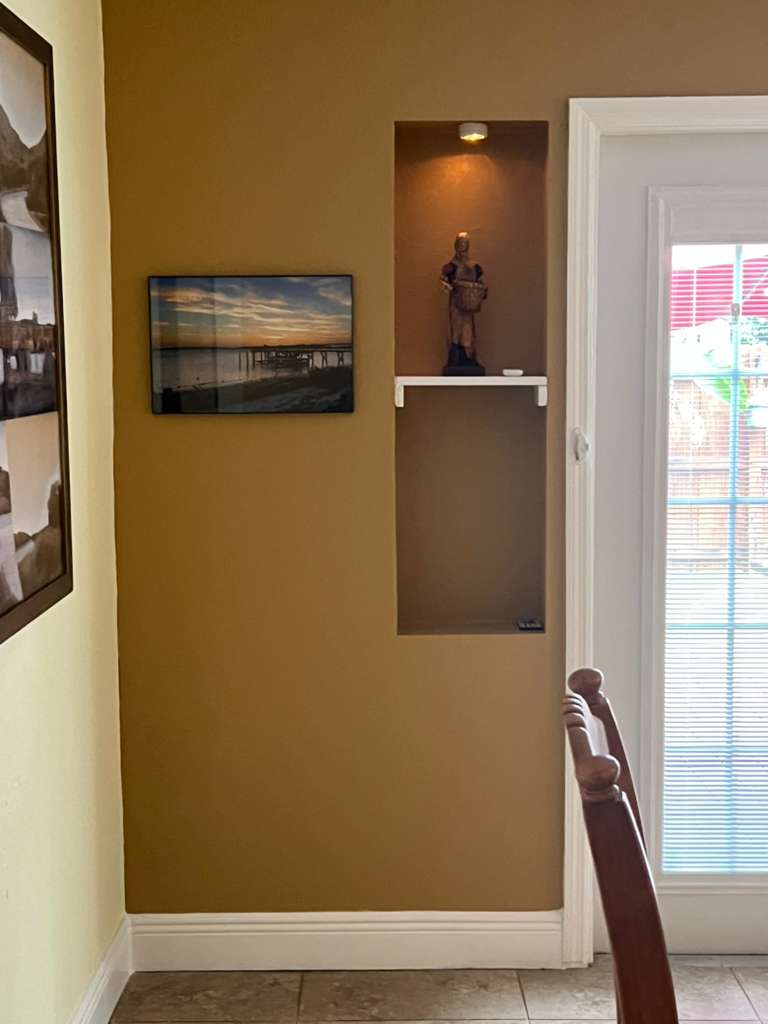 Fully Remodeled Home with Pool & Suite