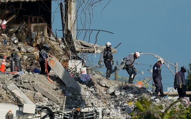 Probe Finds Champlain Towers South Was Not Built to Standard Before Deadly Collapse Probe Finds Champlain Towers South Was Not Built to Standard Before Deadly Collapse